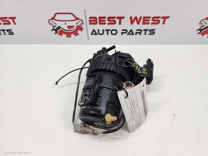 2017 TOYOTA HILUX Fuel Filter Housing