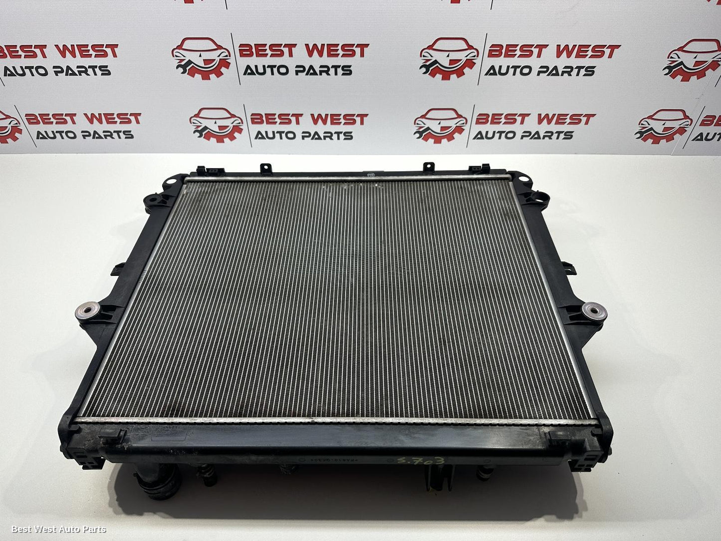 2024 TOYOTA HILUX Radiator