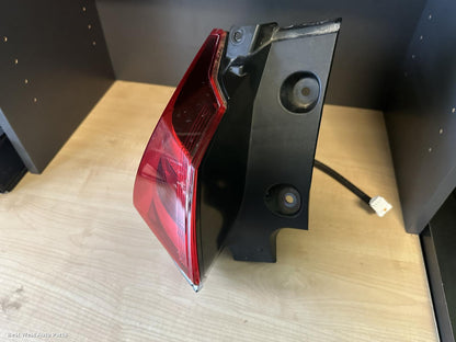 2020 NISSAN XTRAIL Left Taillight