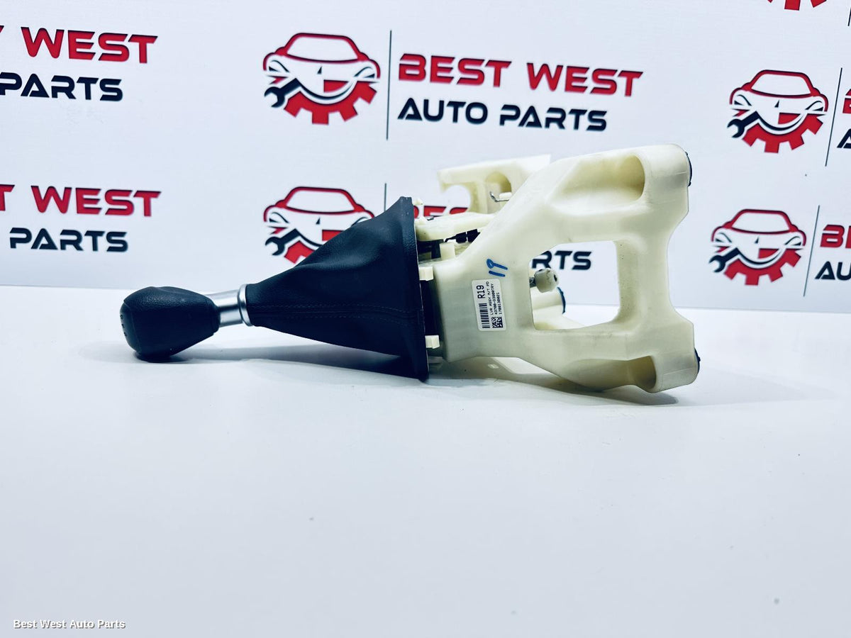 2018 HYUNDAI I30 Gear Stick/Shifter