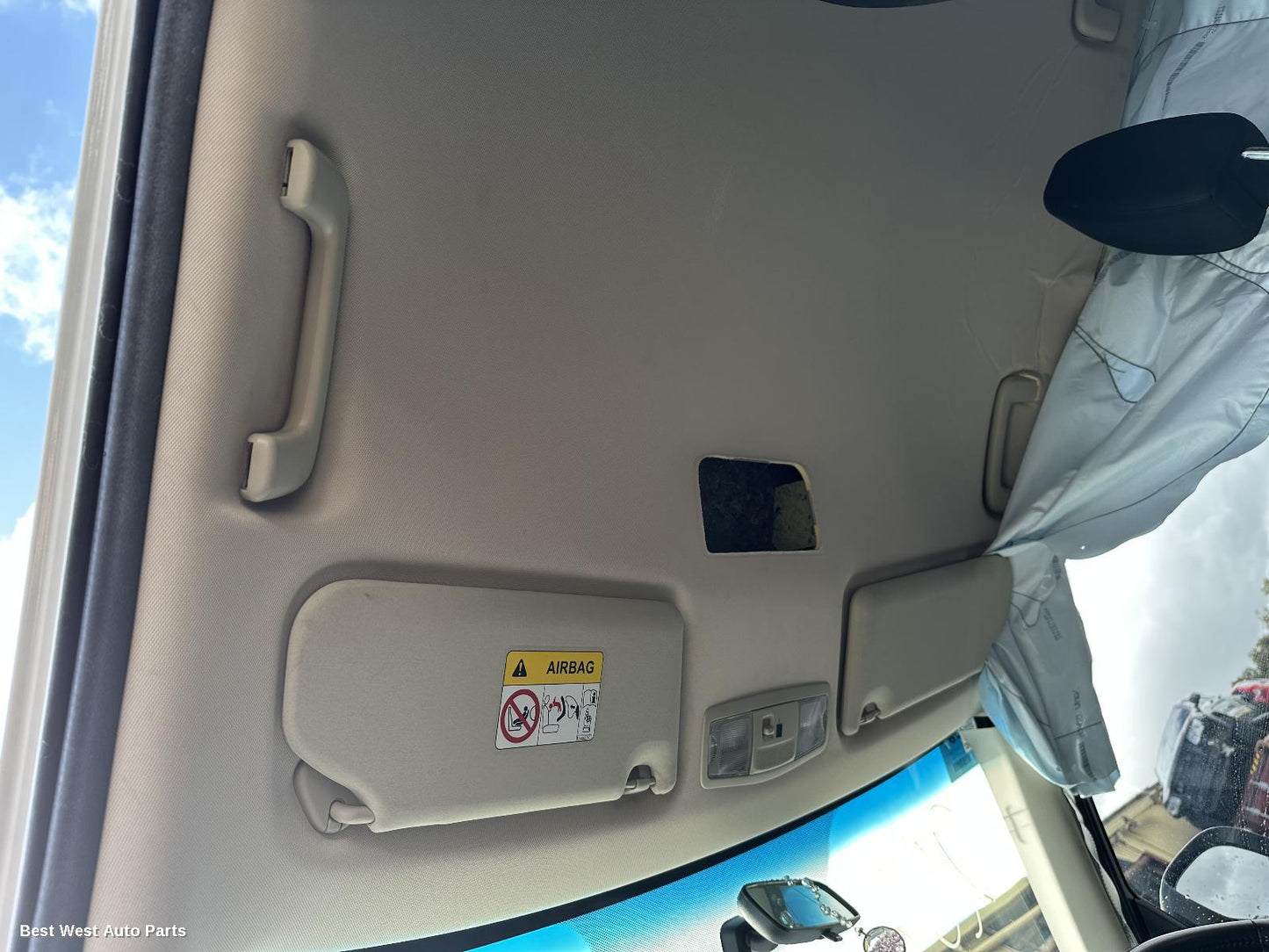 2016 MITSUBISHI OUTLANDER Sunvisor