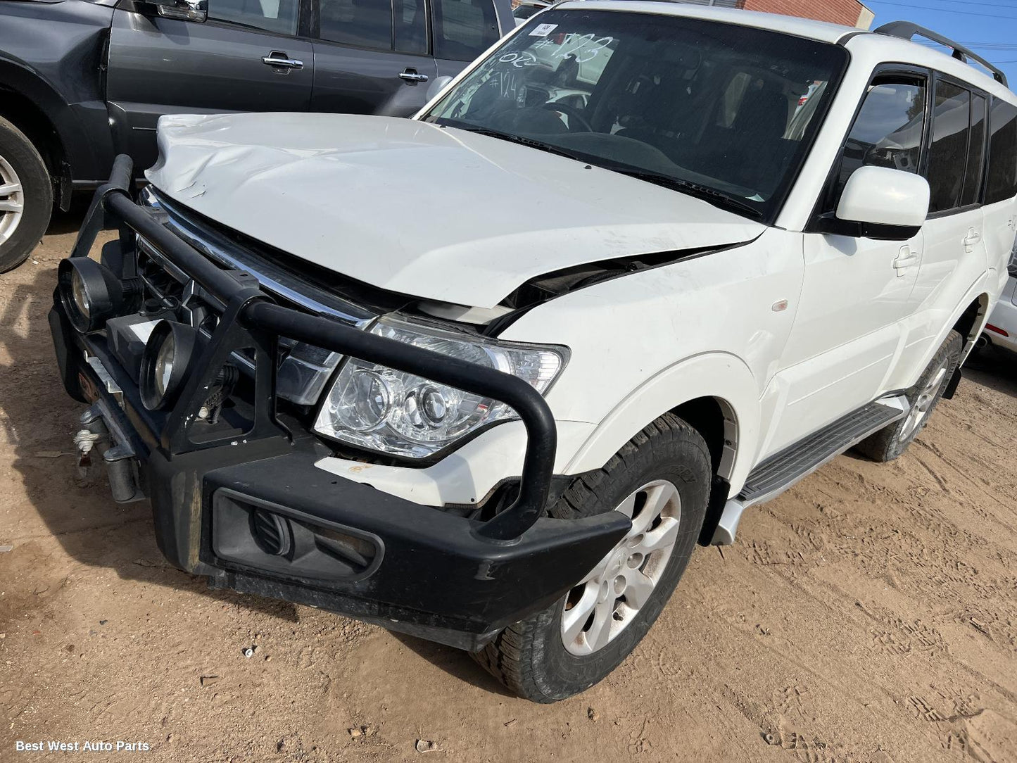 2015 MITSUBISHI PAJERO Abs Pump/Modulator