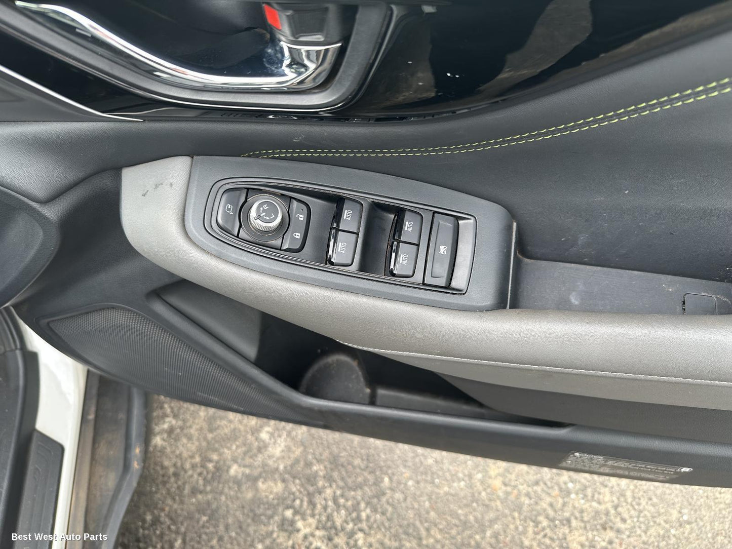 2024 SUBARU OUTBACK Pwr Dr Wind Switch