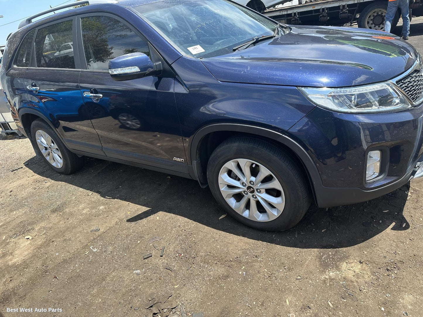 2013 KIA SORENTO Right Front Door