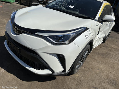 2020 TOYOTA C-HR Left Guard Liner