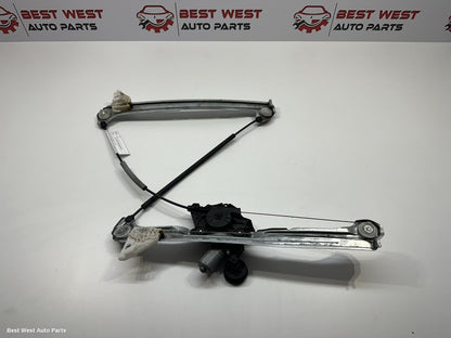 2020 MAZDA 3 Left Front Window Reg/Motor