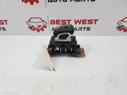 2023 MITSUBISHI OUTLANDER Gear Stick/Shifter