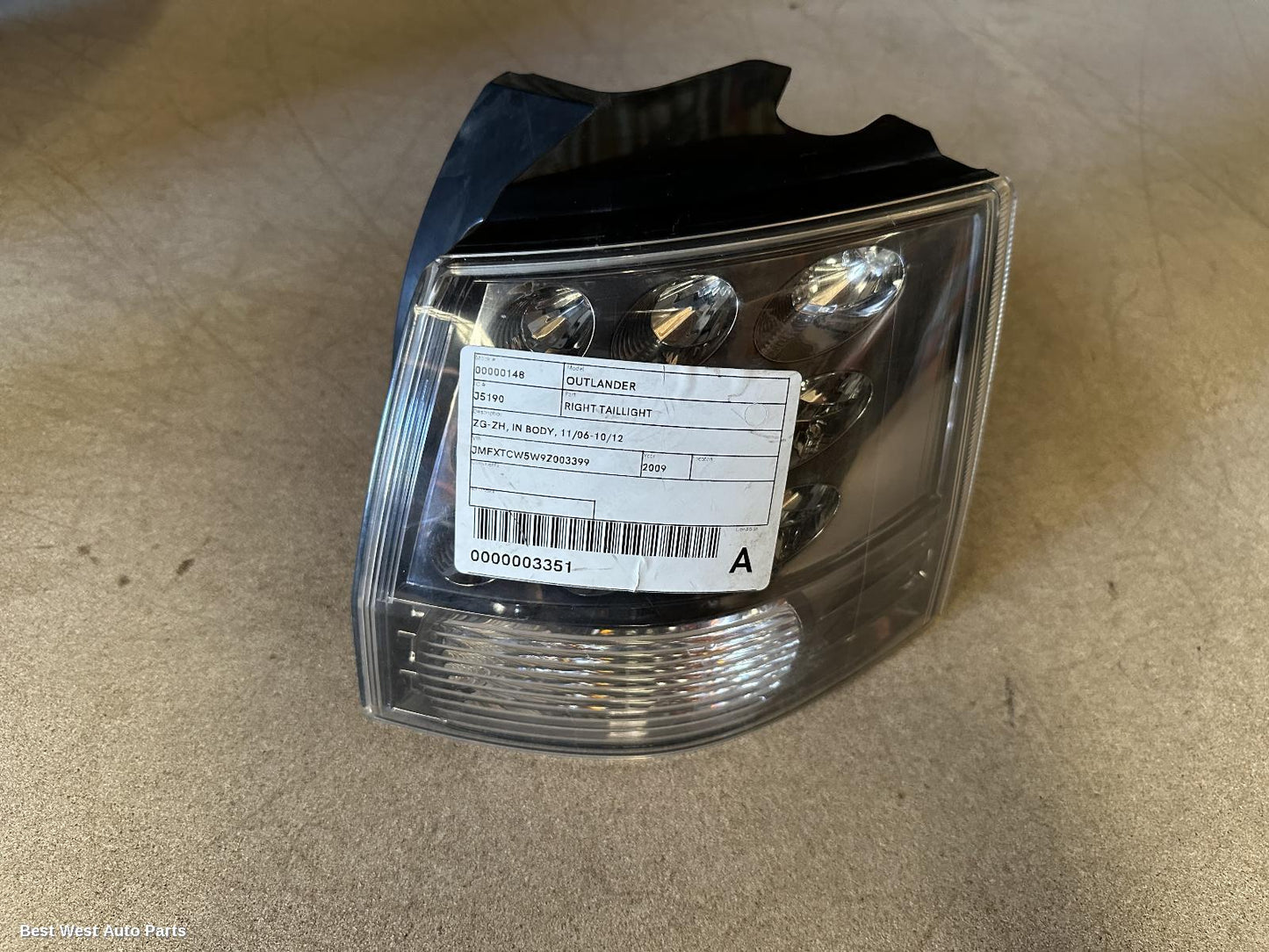 2009 MITSUBISHI OUTLANDER Right Taillight
