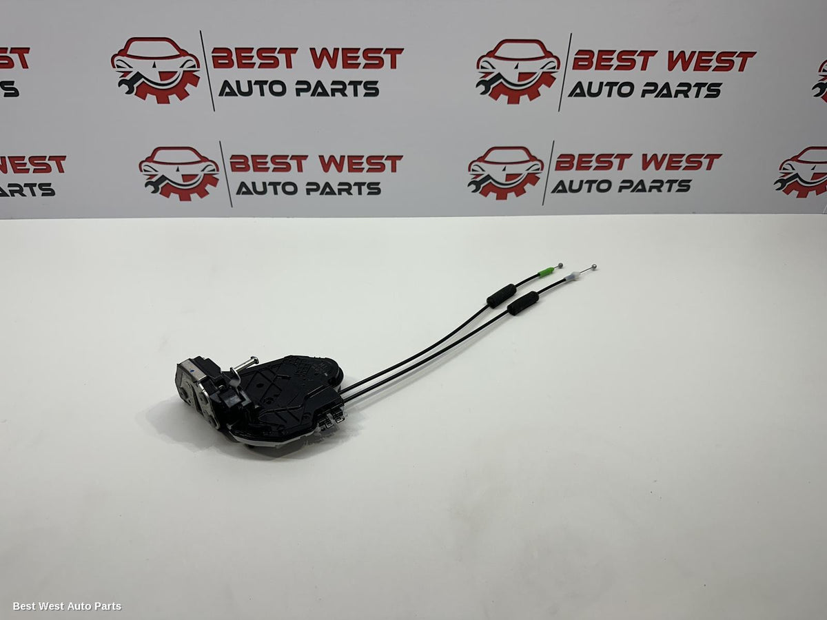 2024 TOYOTA HILUX Door/Boot/Gate Lock