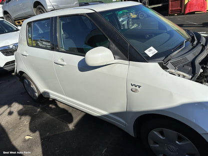 2009 SUZUKI SWIFT Left Rear Door/Sliding