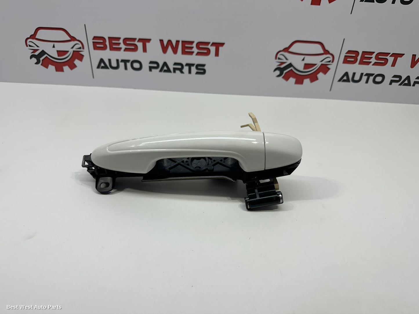 2024 TOYOTA HILUX Door Handle