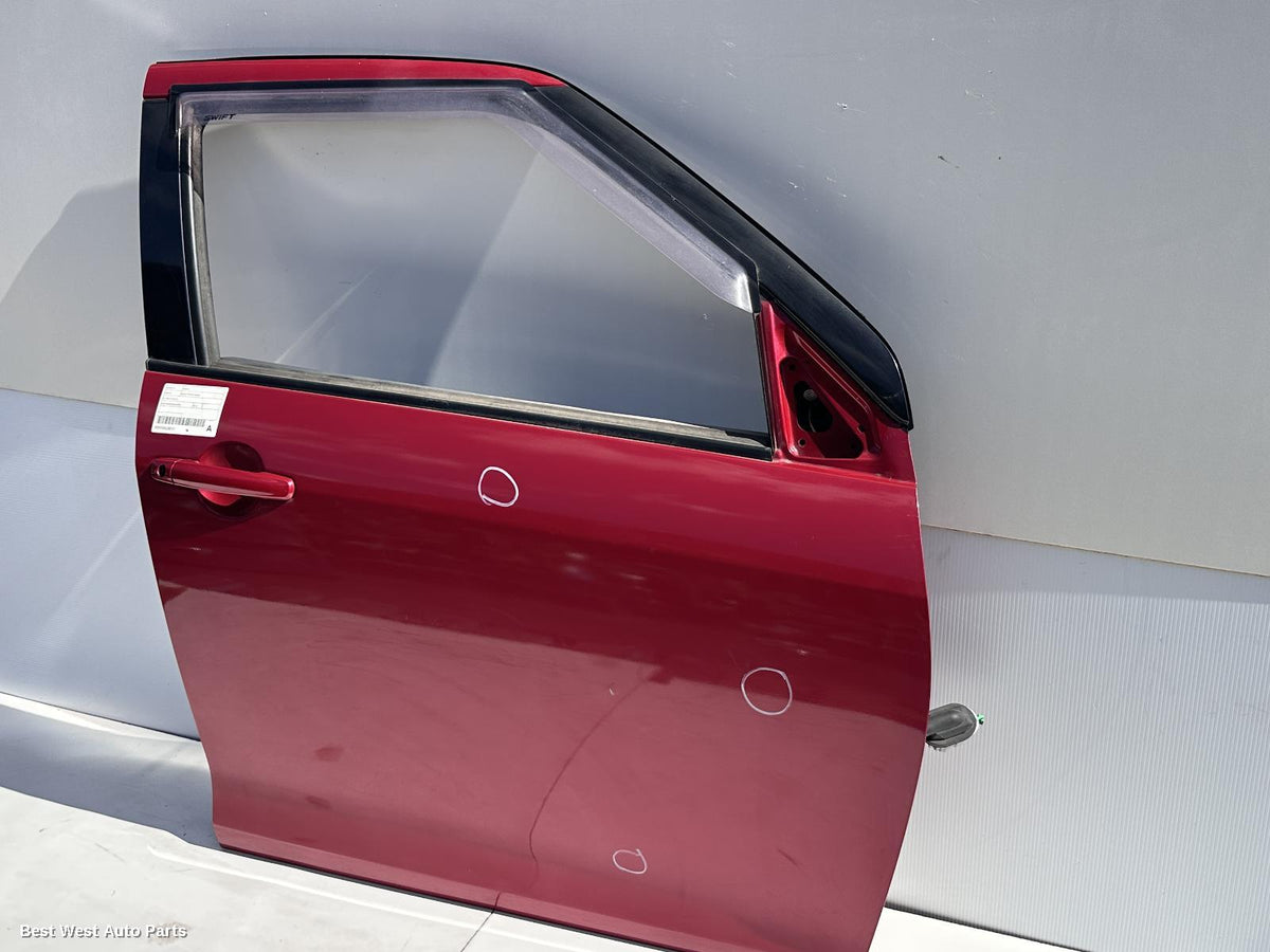 2013 SUZUKI SWIFT Right Front Door