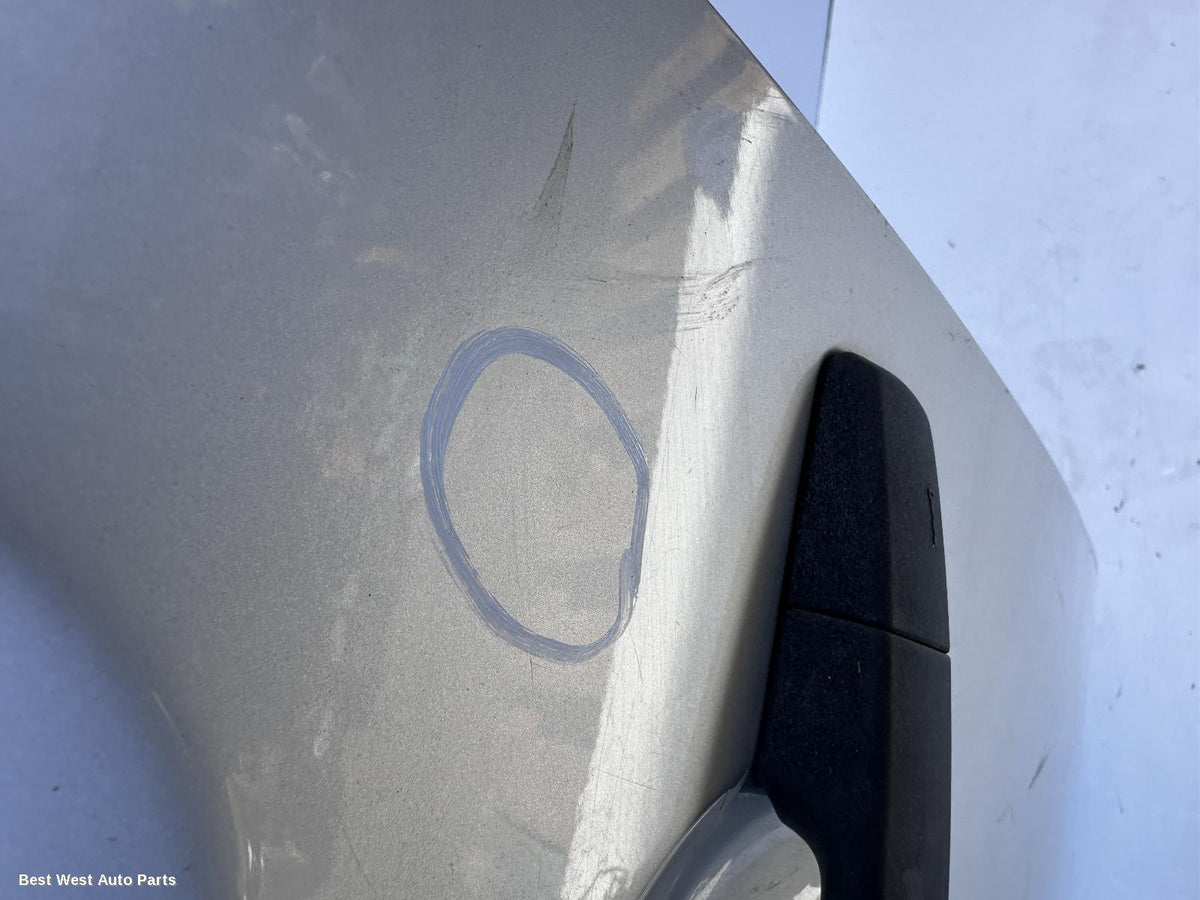 2014 NISSAN NAVARA Left Front Door