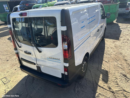 2024 RENAULT TRAFIC Right Taillight