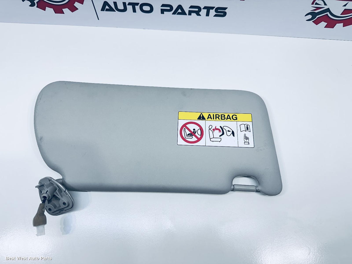 2021 NISSAN NAVARA Sunvisor