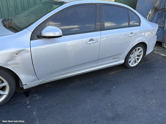 2010 FORD FALCON Left Front Door