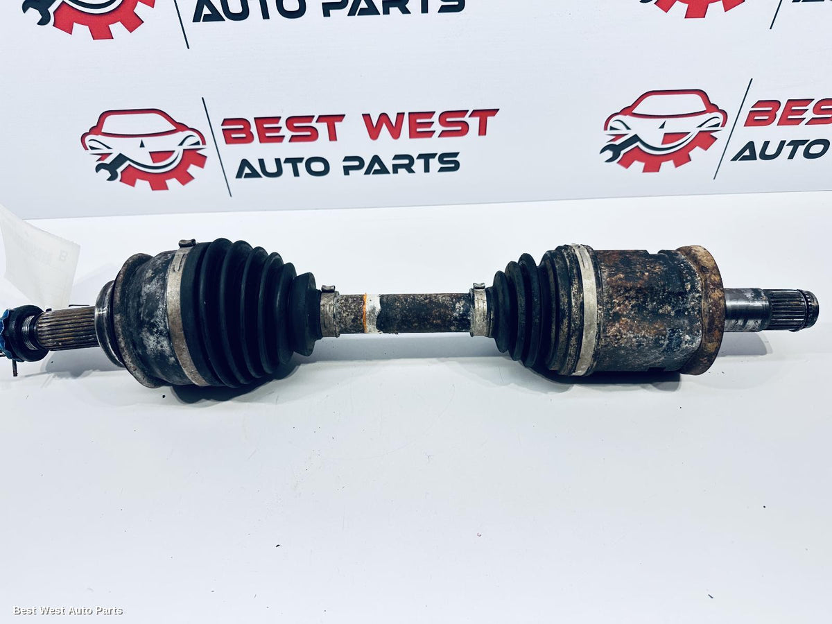 2019 TOYOTA HILUX Right Driveshaft