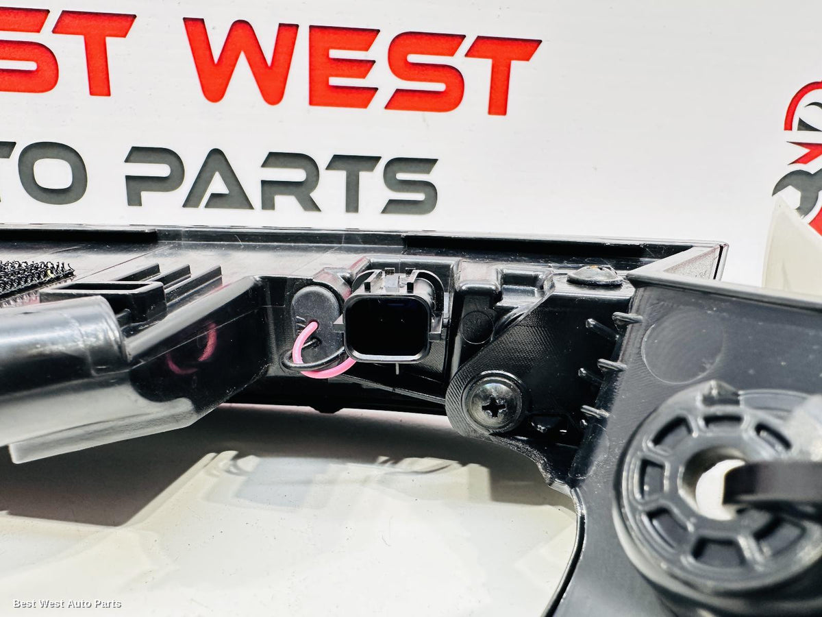 2025 HYUNDAI KONA Left Taillight