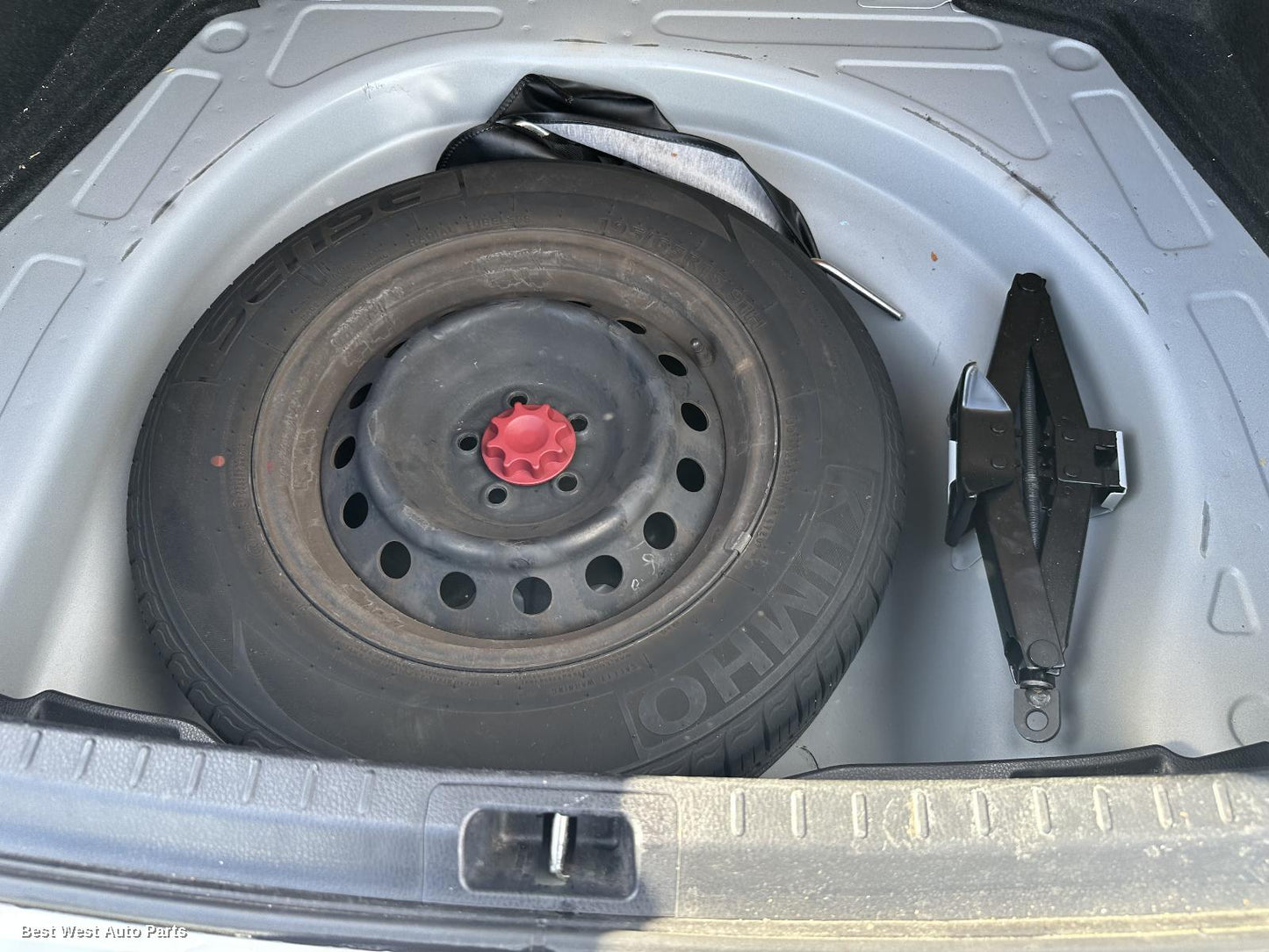 2017 TOYOTA COROLLA Jack/Tool Kit