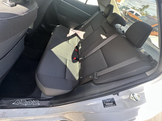 2017 TOYOTA COROLLA 2nd Seat (Rear Seat)