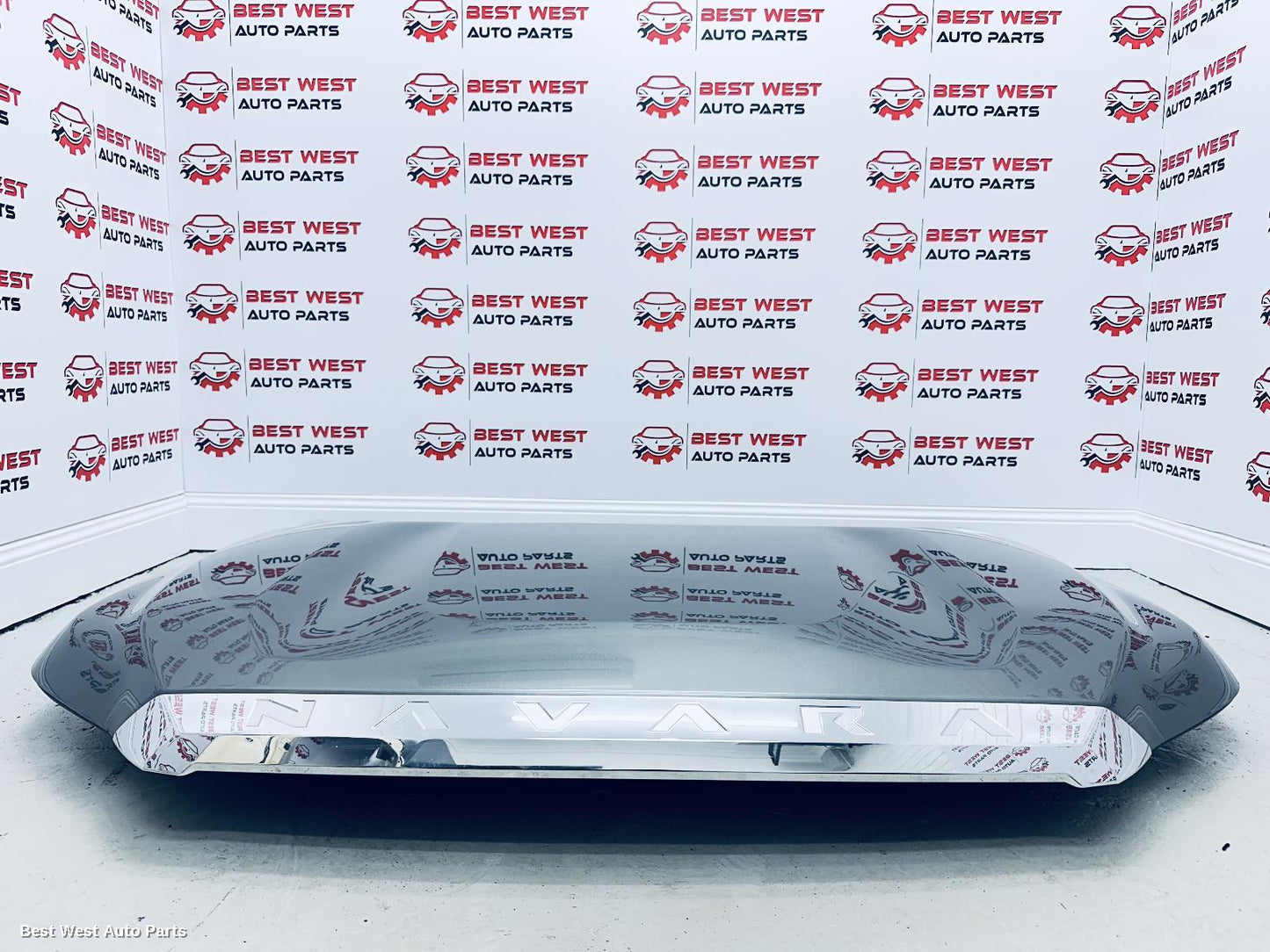 2021 NISSAN NAVARA Bonnet