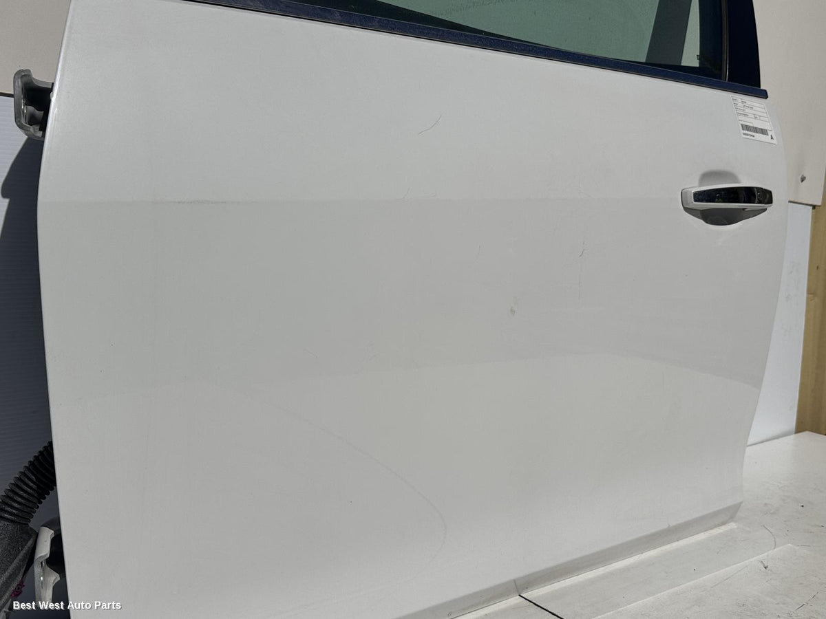 2015 HOLDEN MALIBU Left Front Door