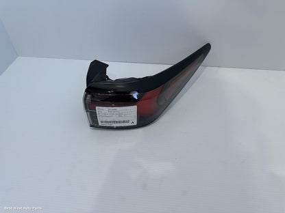 2025 MITSUBISHI OUTLANDER Right Taillight
