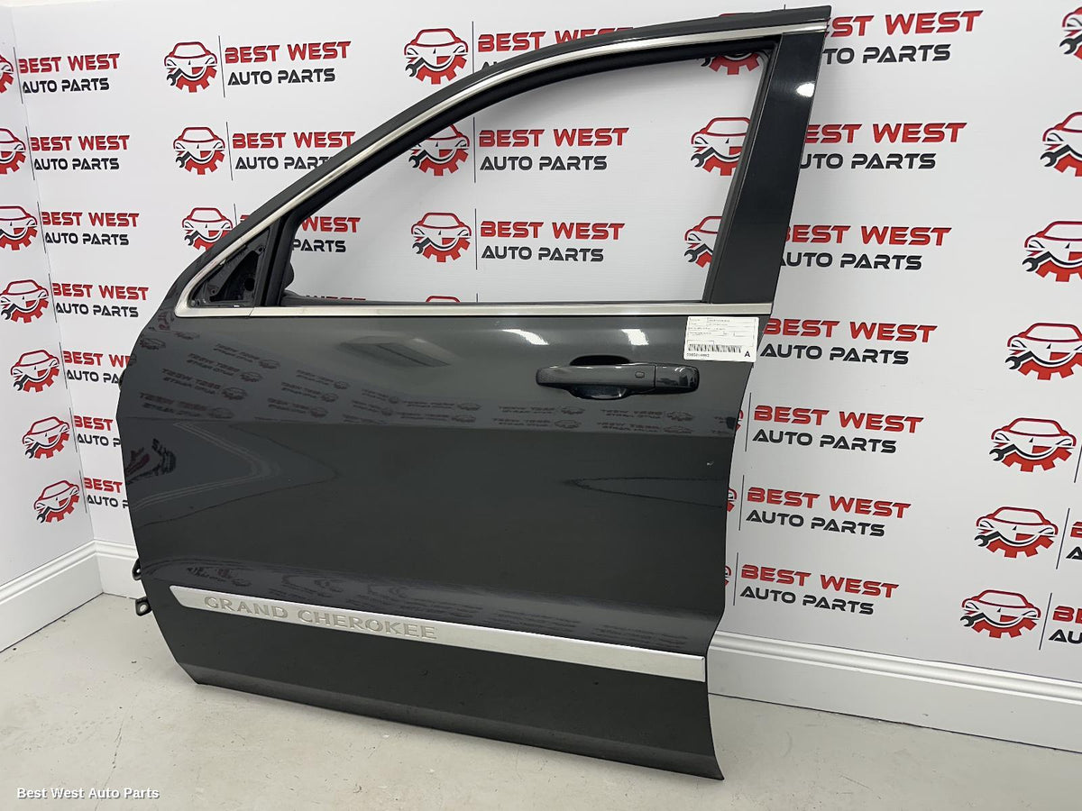 2011 JEEP GRANDCHEROKEE Left Front Door