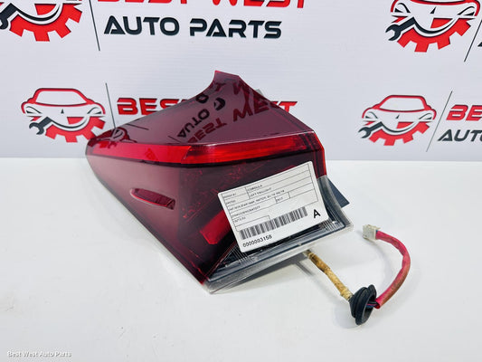 2017 TOYOTA COROLLA Left Taillight