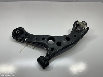 2022 TOYOTA COROLLA Right Front Lower Control Arm