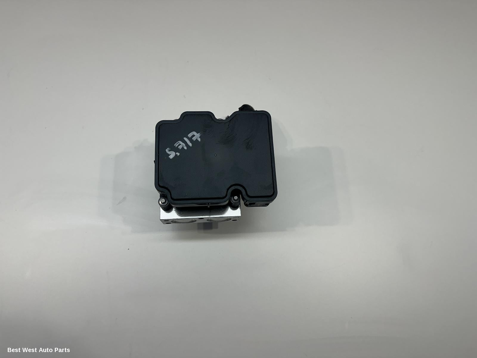 2022 TOYOTA COROLLA Abs Pump/Modulator