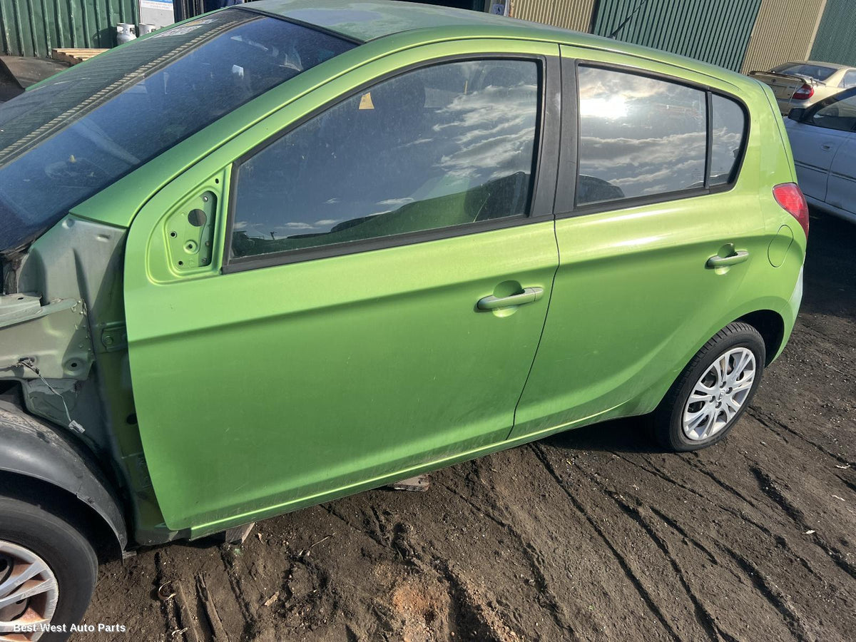 2011 HYUNDAI I20 RIGHT_REAR_DOOR_SLIDING