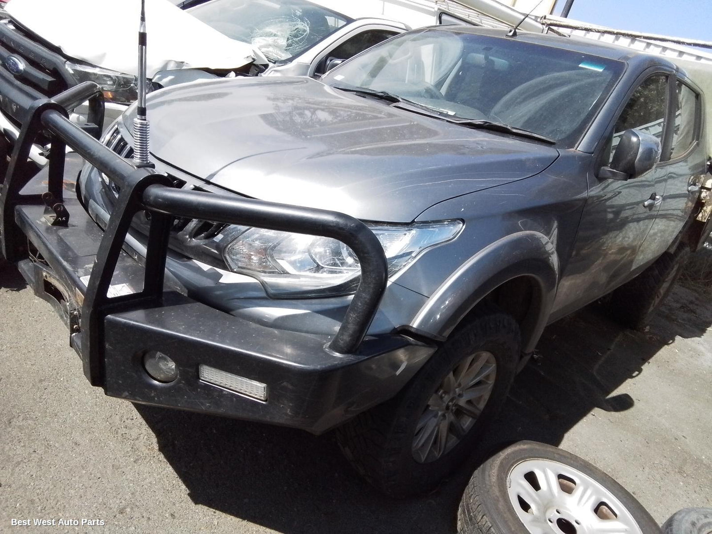 2018 MITSUBISHI TRITON Right Door Mirror