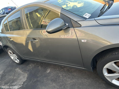 2013 HOLDEN CRUZE Right Front Door