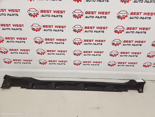 2023 SUBARU OUTBACK Side Step/Skirt