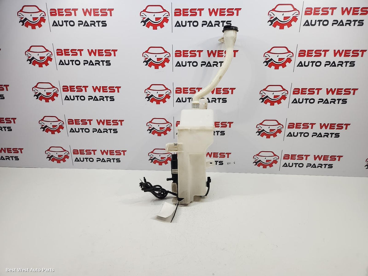 2019 LDV G10 Washer Bottle