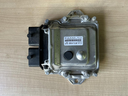 2015 SUZUKI SWIFT Ecu