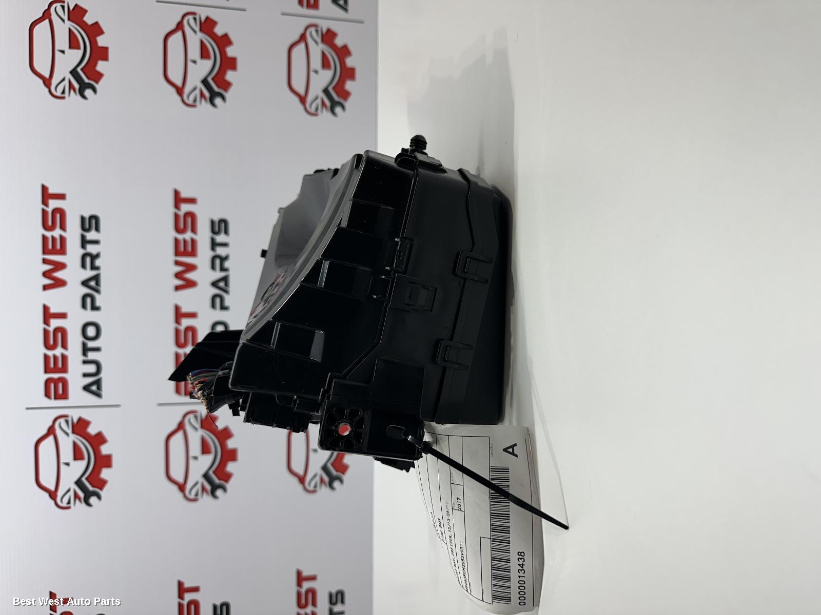 2017 TOYOTA COROLLA Fuse Box
