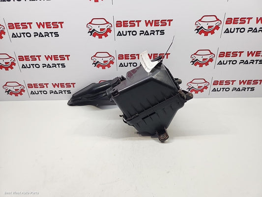 2010 MITSUBISHI TRITON Air Cleaner/Box