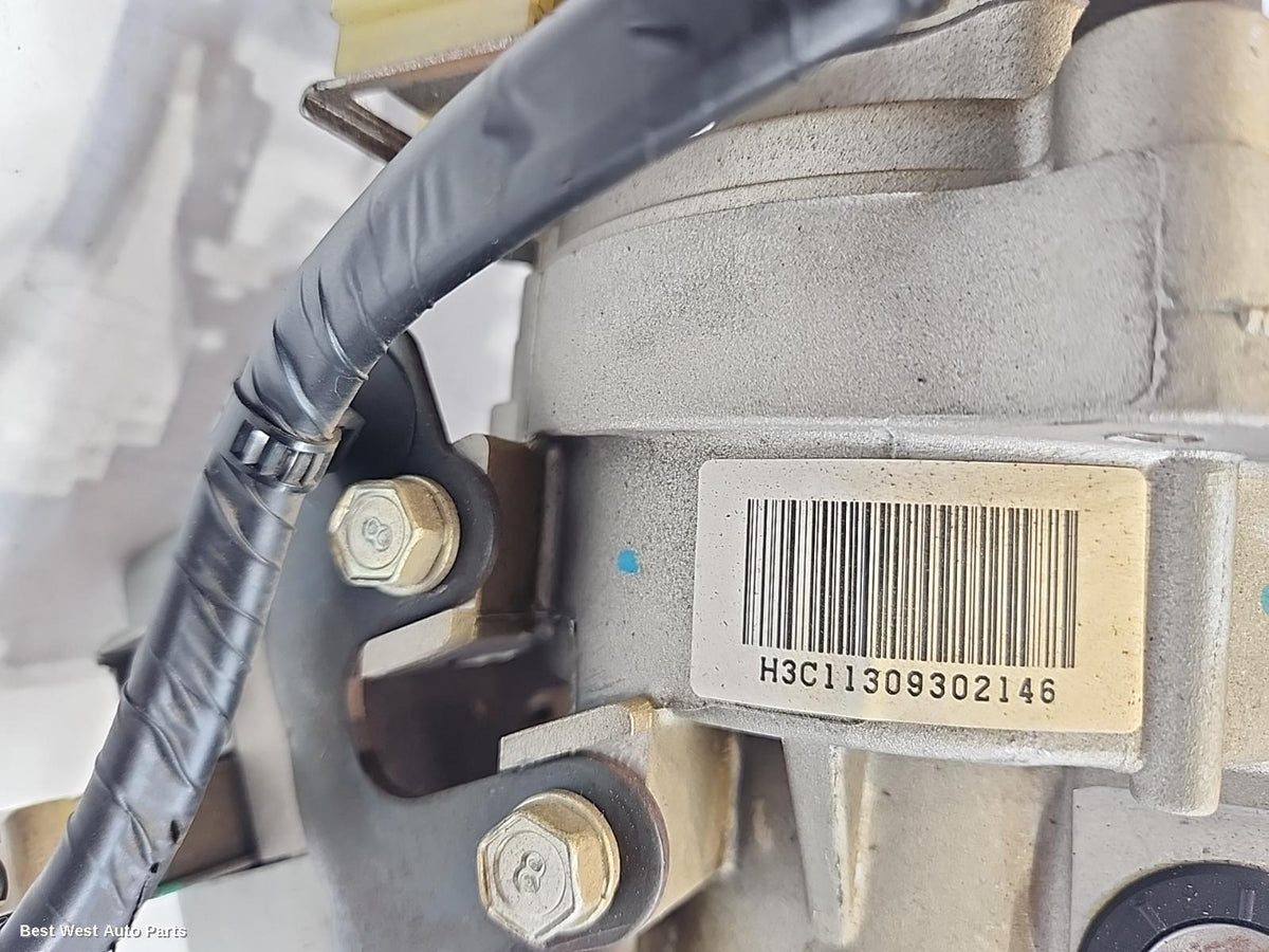 2014 HYUNDAI I30 Steering Column