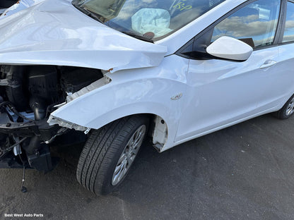 2016 HYUNDAI I30 Left Door Mirror