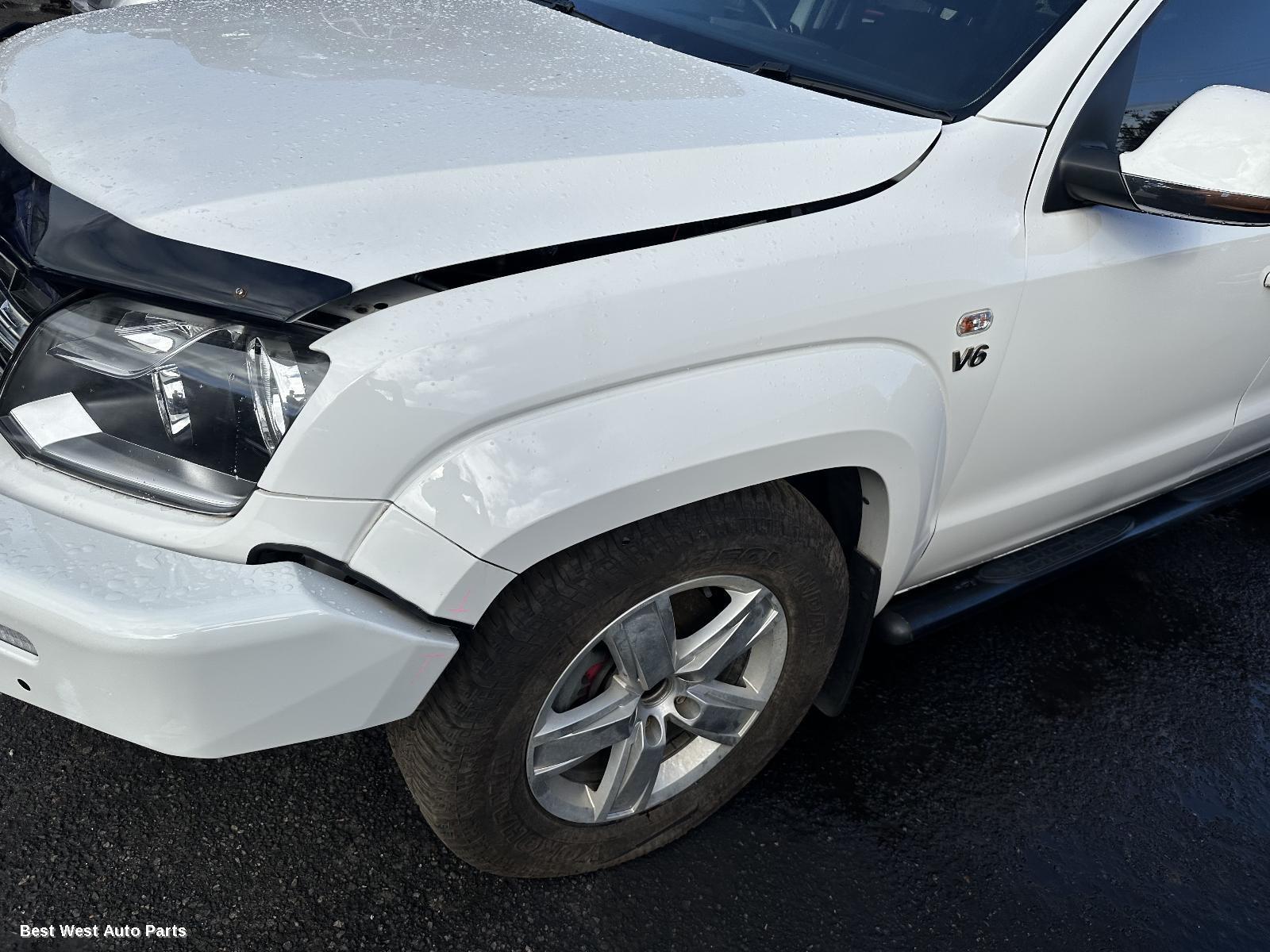 2018 VOLKSWAGEN AMAROK Left Guard