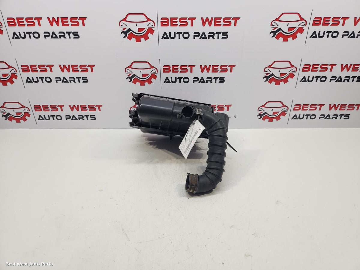2014 MITSUBISHI MIRAGE Air Cleaner/Box