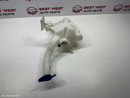 2017 FORD MONDEO Washer Bottle