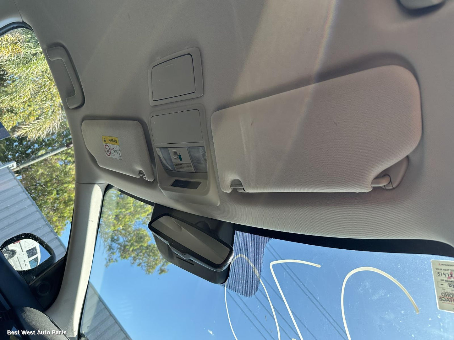 2019 MITSUBISHI OUTLANDER Sunvisor