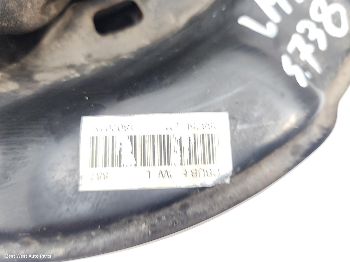 2017 TOYOTA COROLLA Left Front Hub Assembly