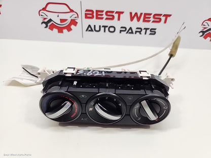 2023 NISSAN NAVARA Heater/Ac Controls