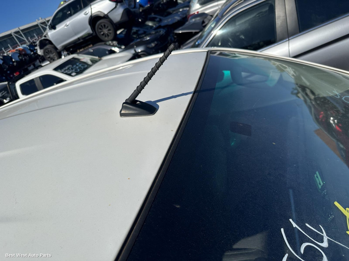 2019 TOYOTA HILUX Antenna