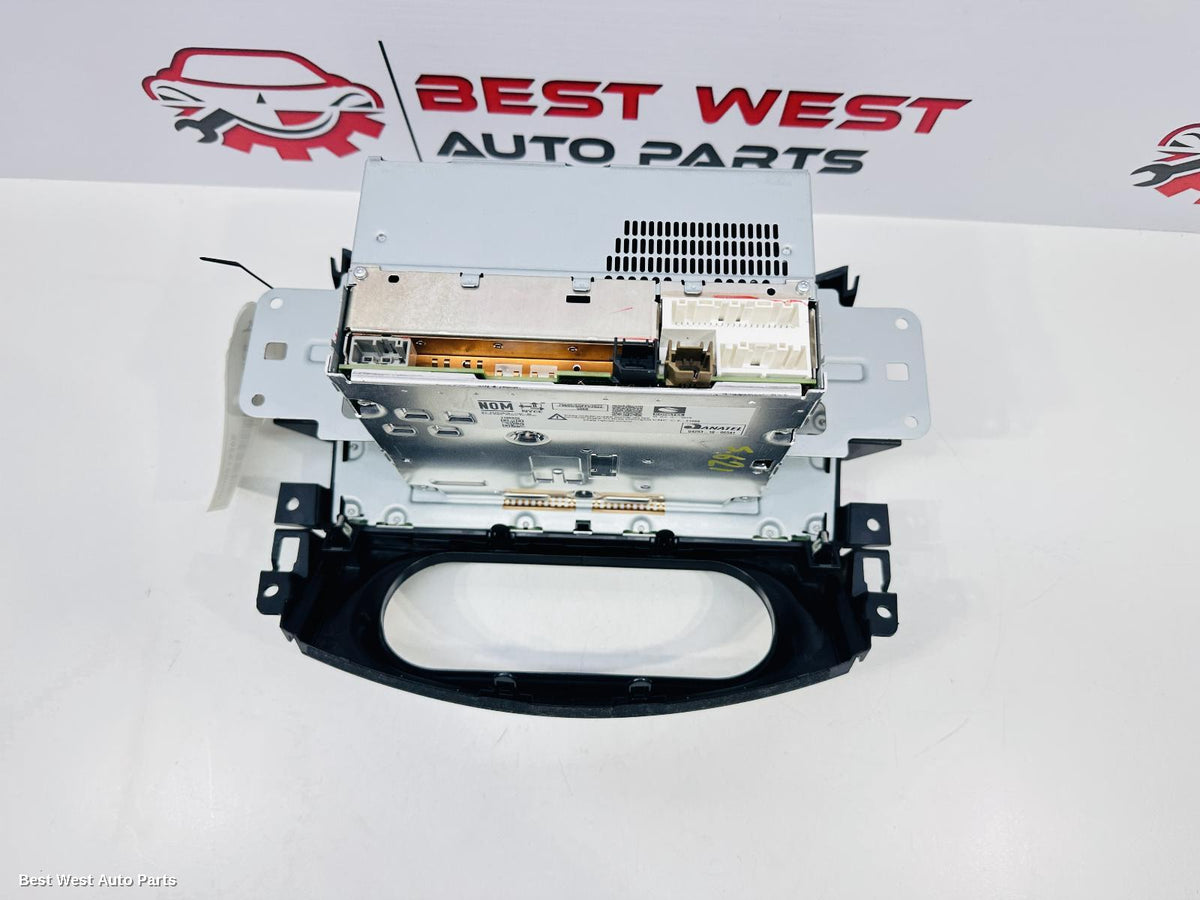 2023 NISSAN NAVARA Radio/Cd/Dvd/Sat/Tv