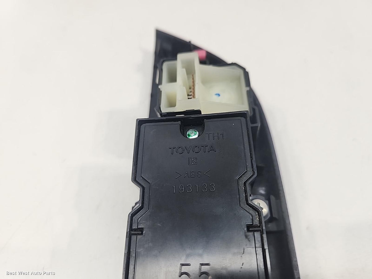 2018 TOYOTA HILUX Pwr Dr Wind Switch